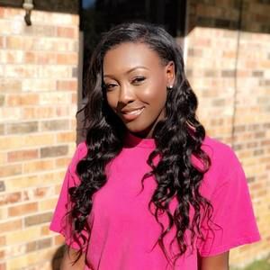 Meet your Posher, Tishira